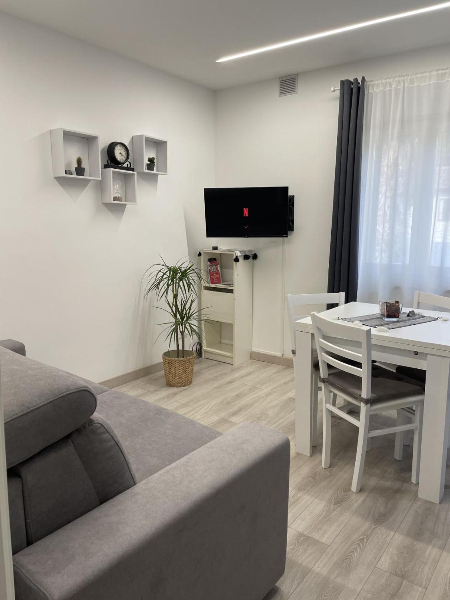 Bnb Apartment Ferrara Udine Extérieur photo